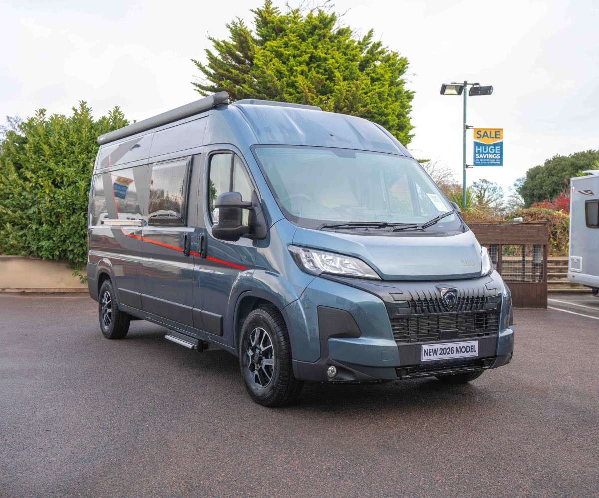 Elddis Whirlwind GTV 560 140BHP Auto