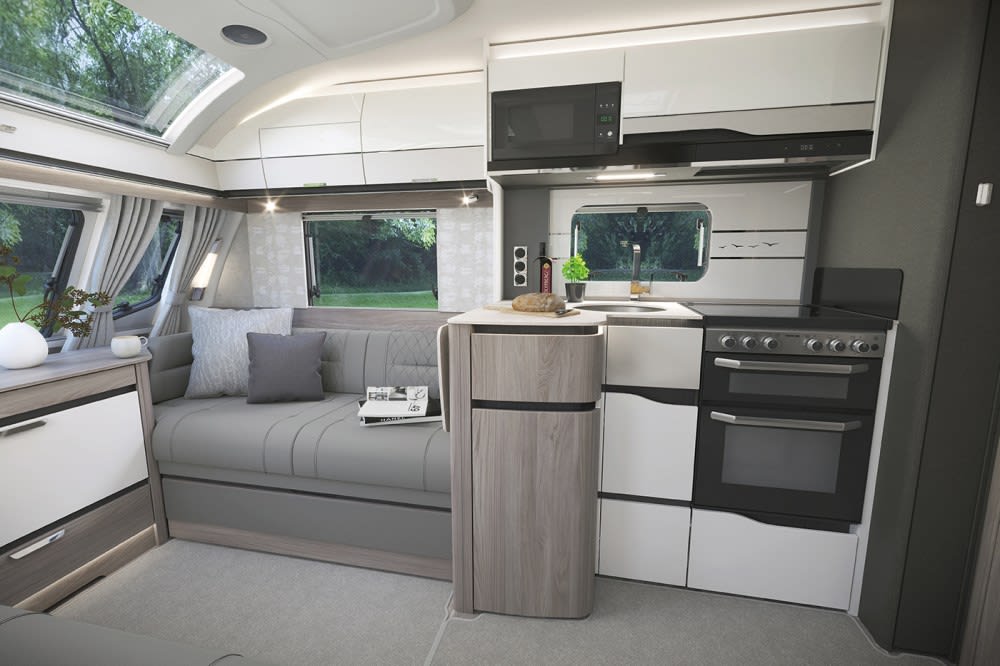 Swift Elegance Grande 850