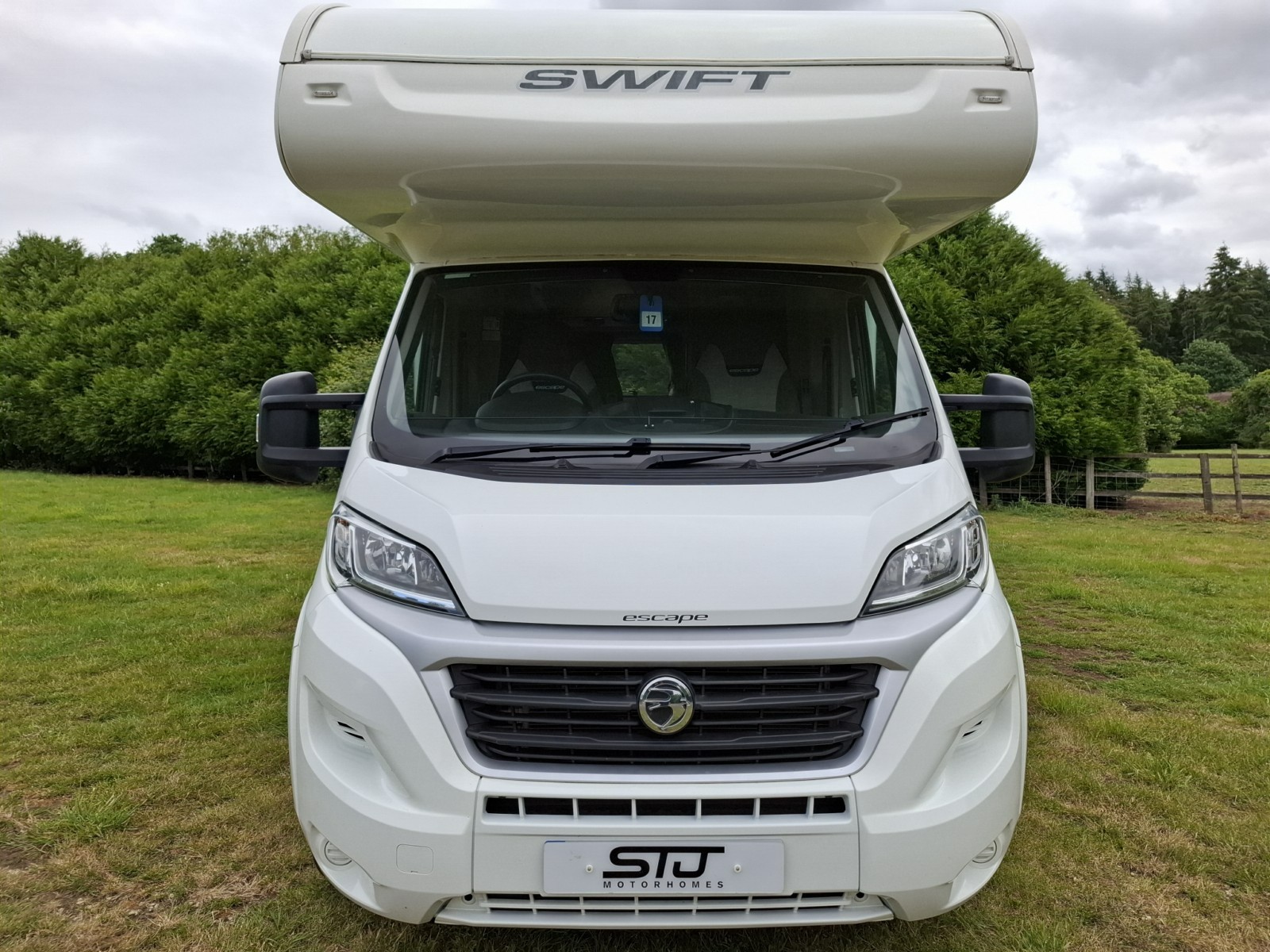 Swift Escape 644