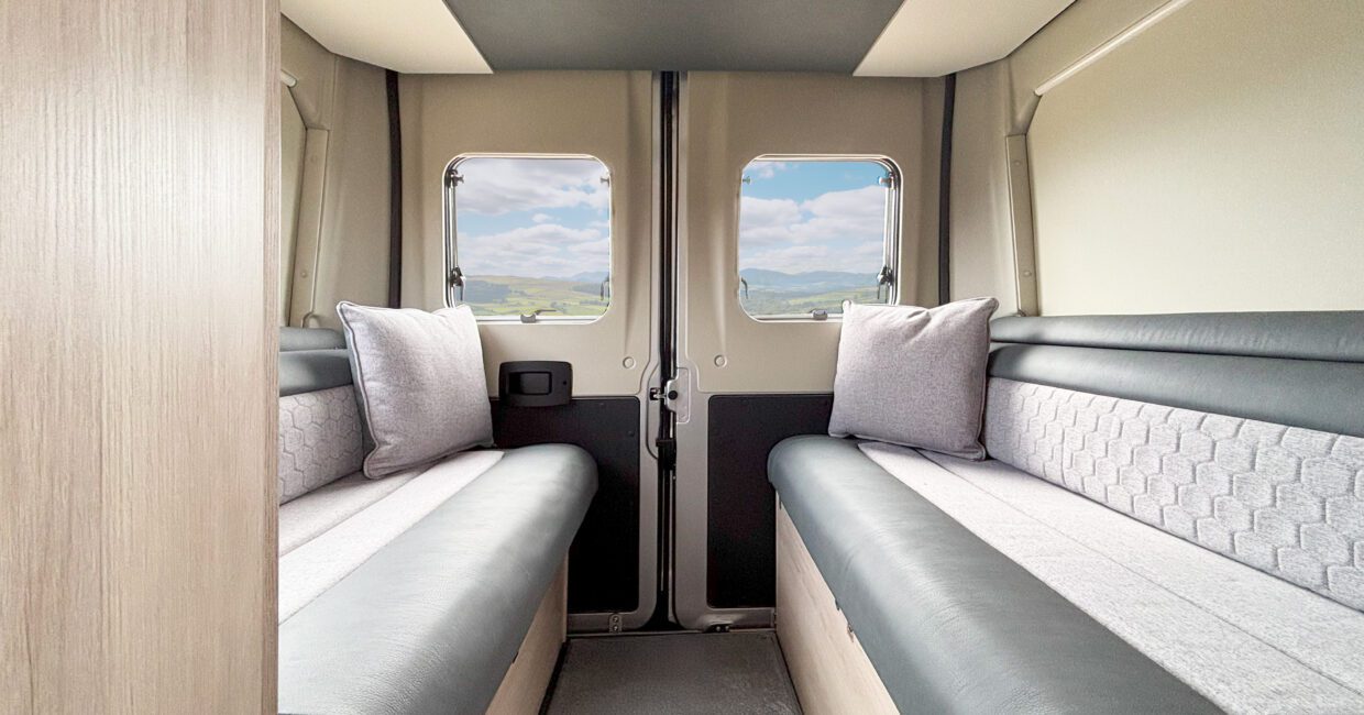Auto-Trail Expedition 67