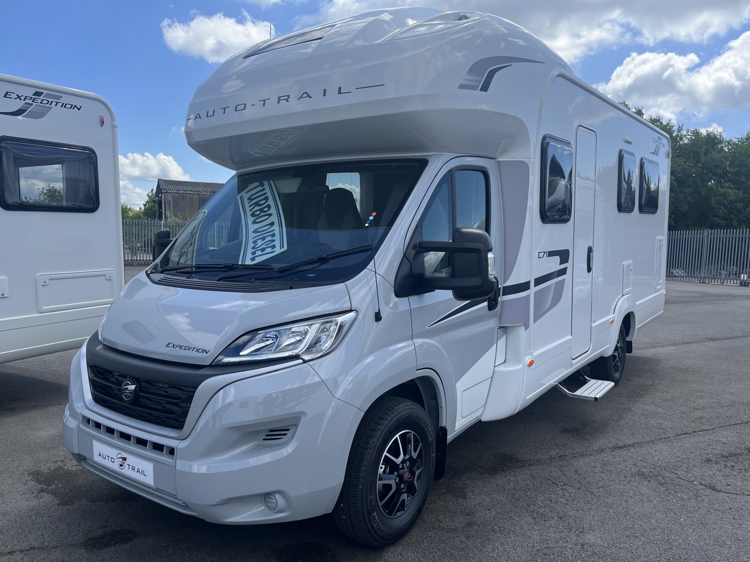 Auto-Trail Expedition C71