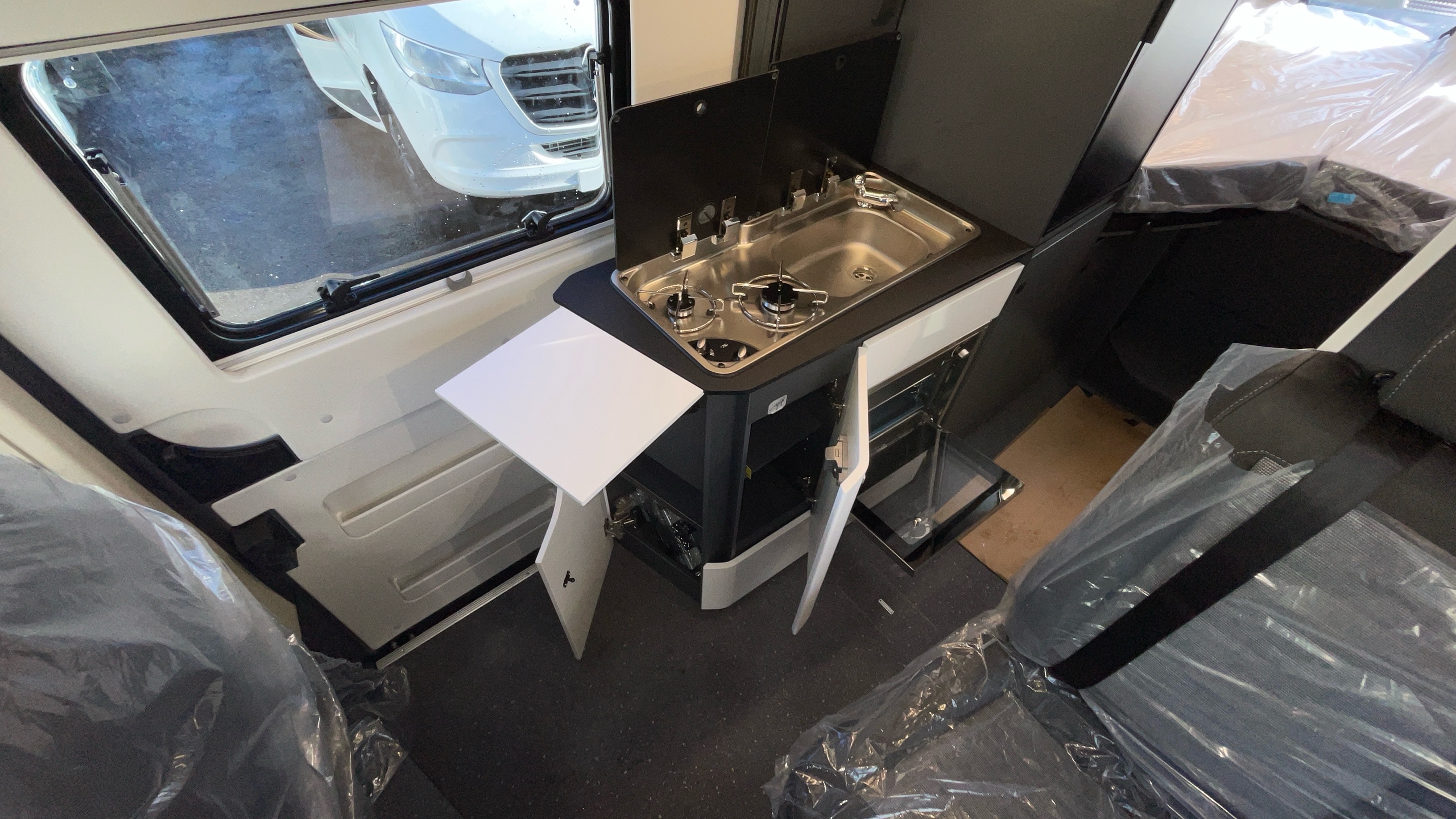 Adria Twin Sports 640 SLB 180BHP Automatic 2024 Four Berth Campervan