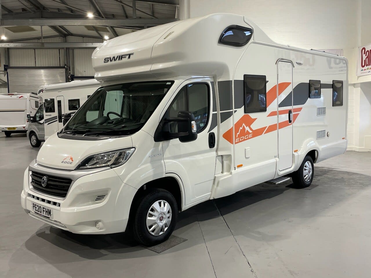 Swift Champagne Edge 486 120BHP