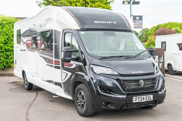 Swift Kon-Tiki 650 Lo Line 180BHP