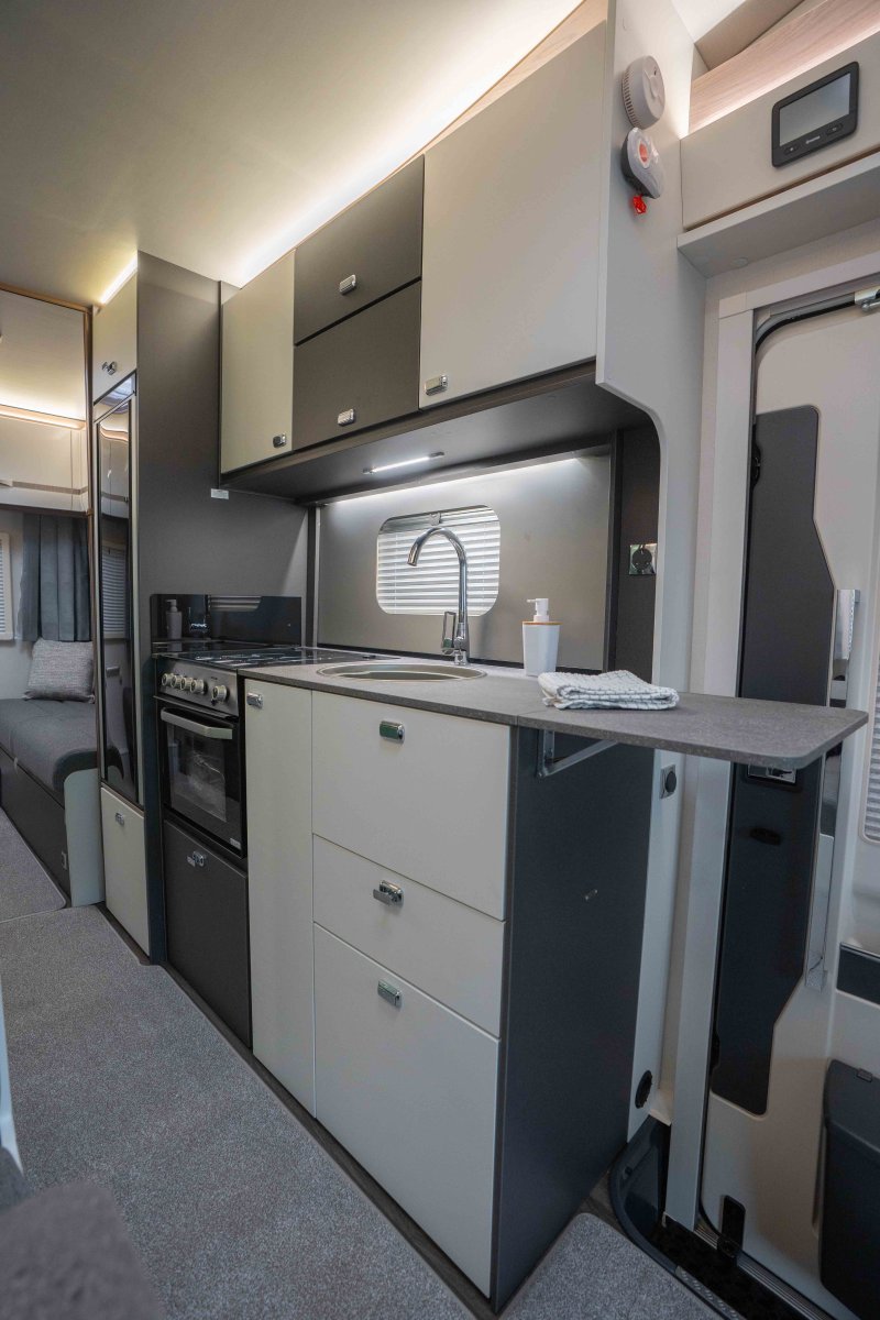 Swift Voyager 475