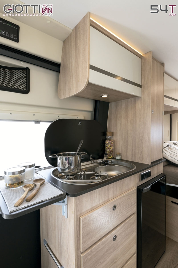 Giottiline Giottivan 5-Berth Campervan with Fixed Rear Bed