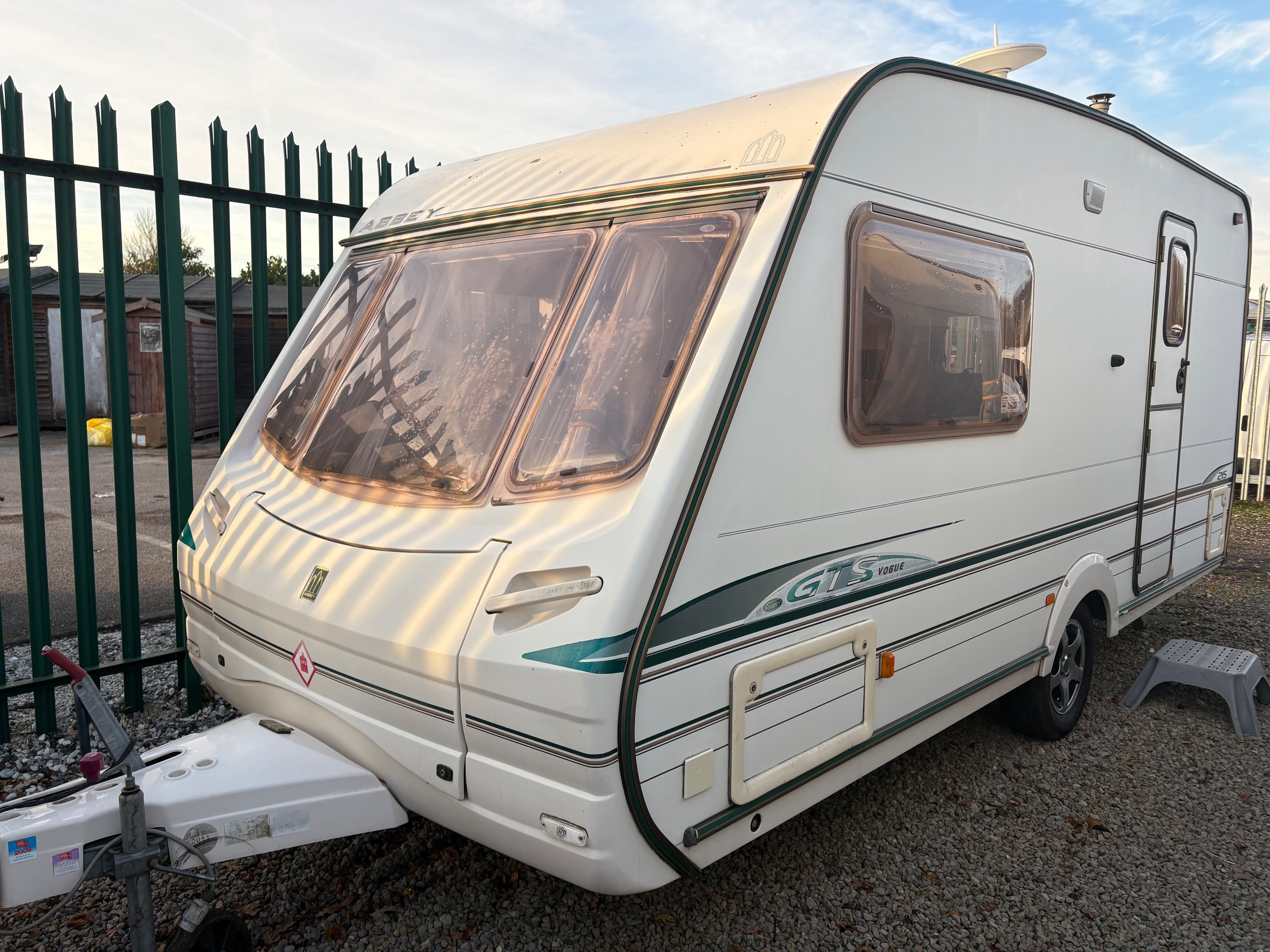 Abbey GTS Vogue 215 - Model exterior