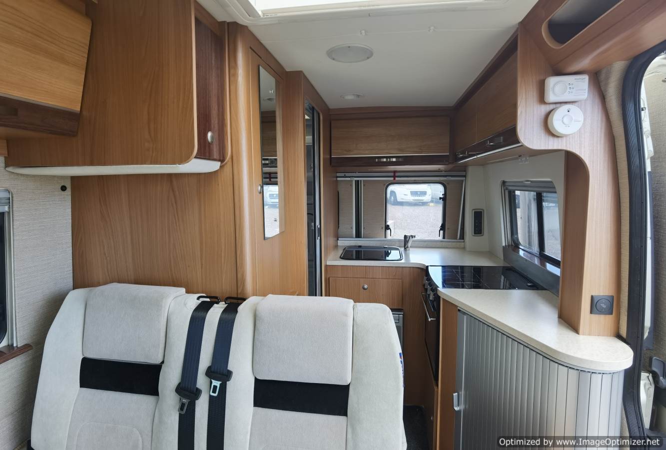 Autocruise Jazz Peugeot Boxer 2.2HDi, 2 Berth, 4 Belts, MOT, 12 Months Warranty, Habitation Service