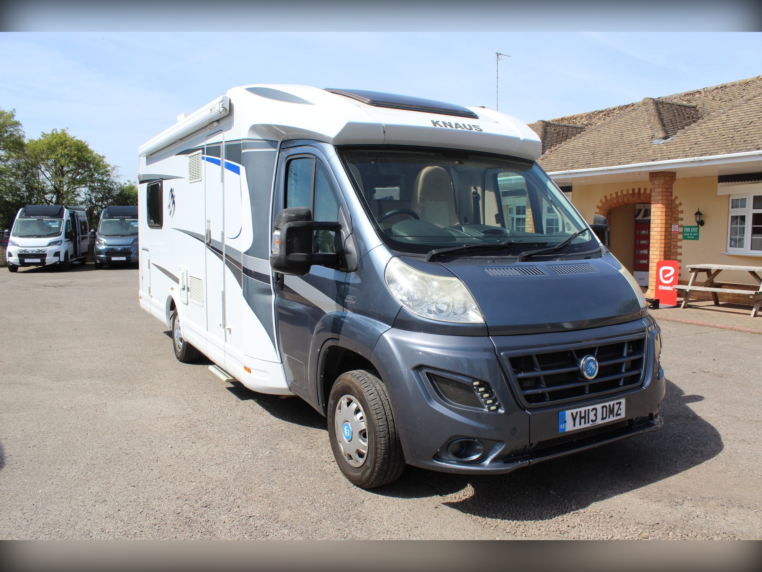 2013 Knaus Sky TI 700