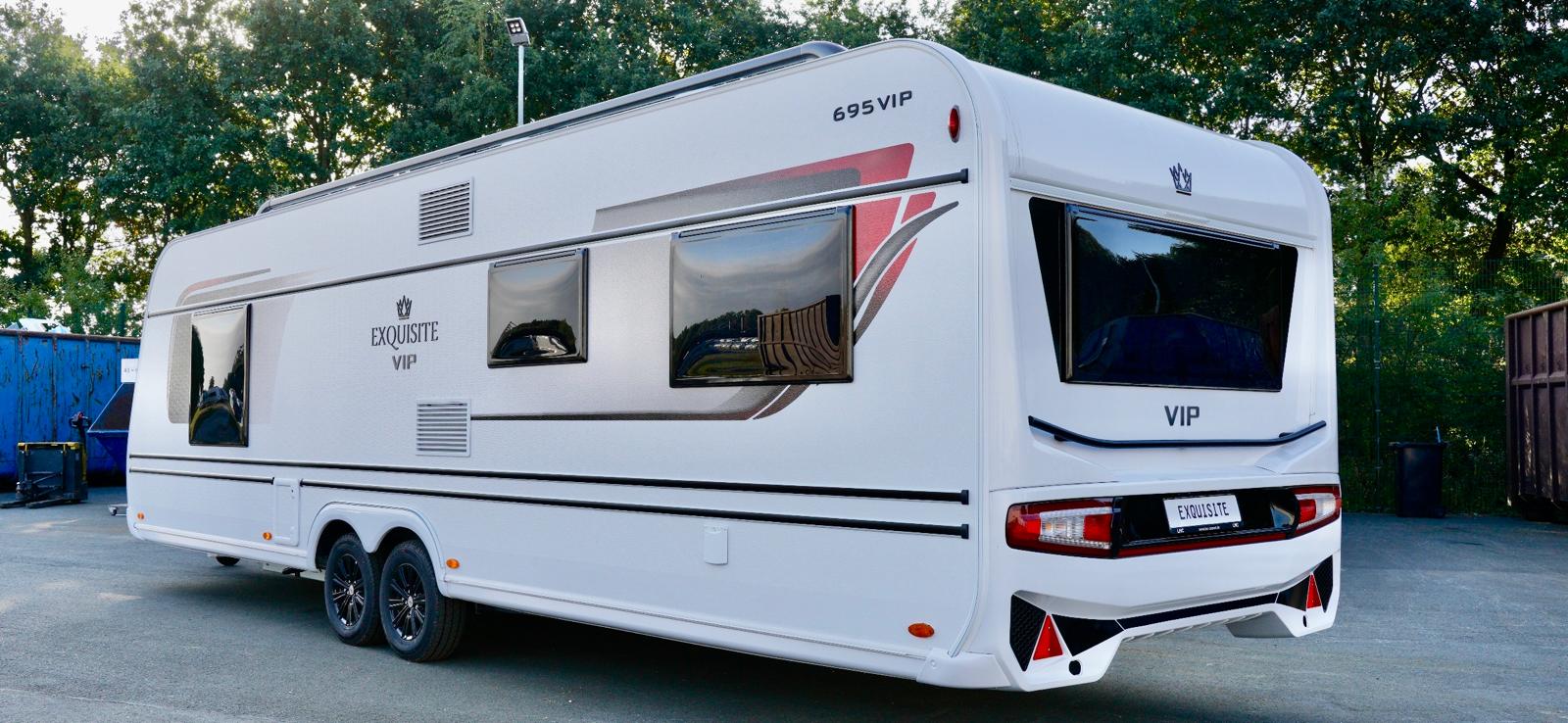 2024 LMC 695 5-Berth Caravan with Transverse Island Bed
