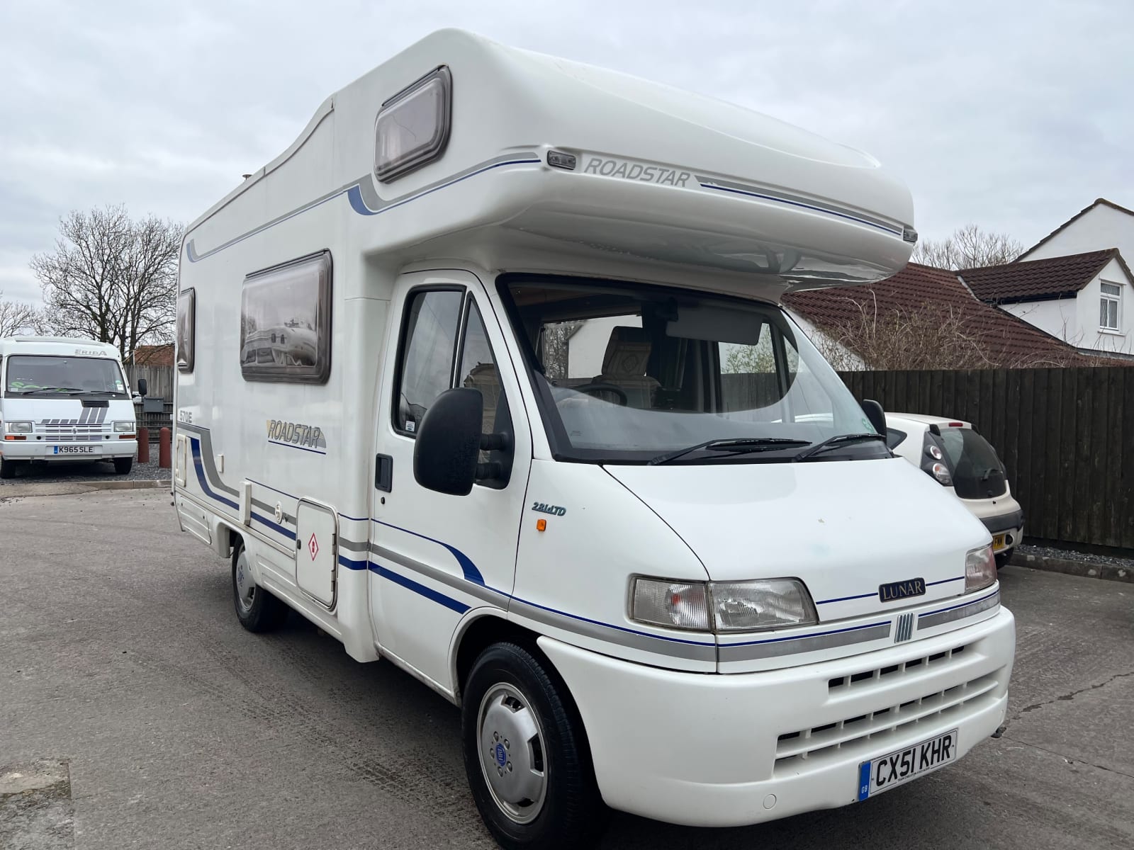 Lunar Roadstar 570E