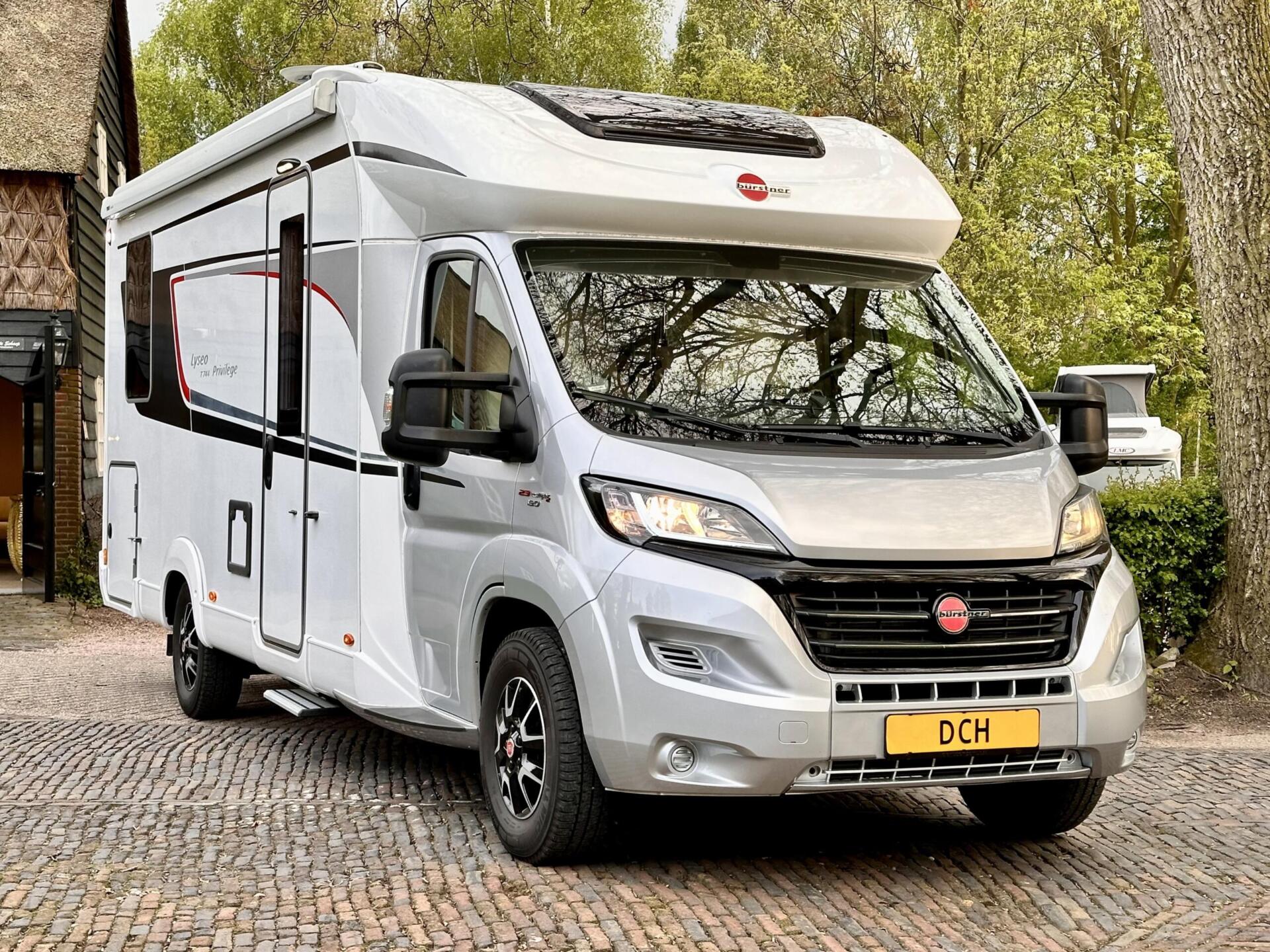 Bürstner Lyseo T744