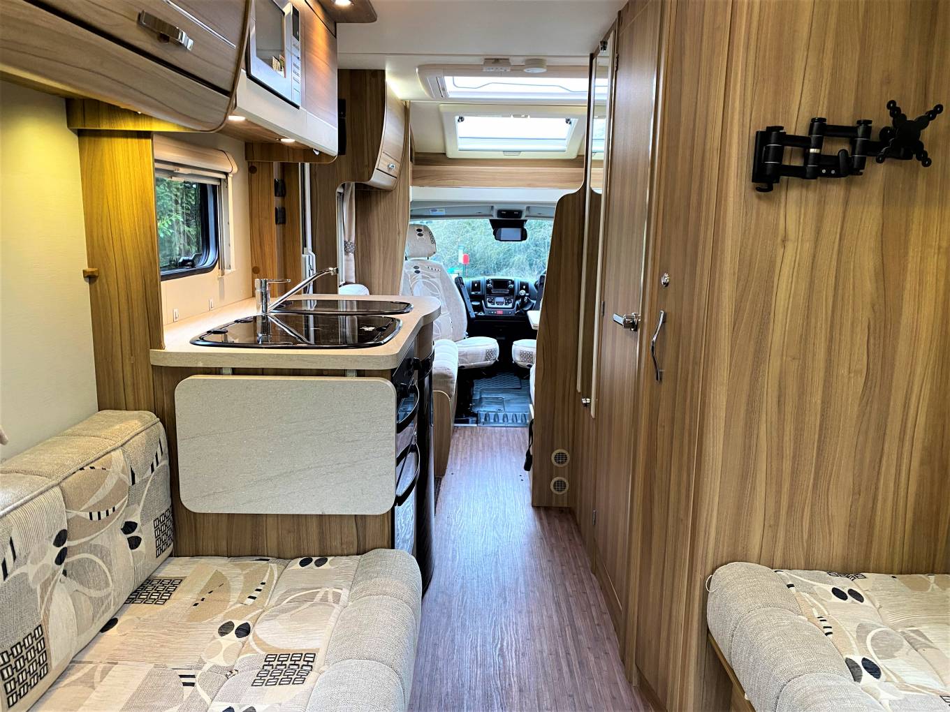 ELDDIS MAJESTIC 195