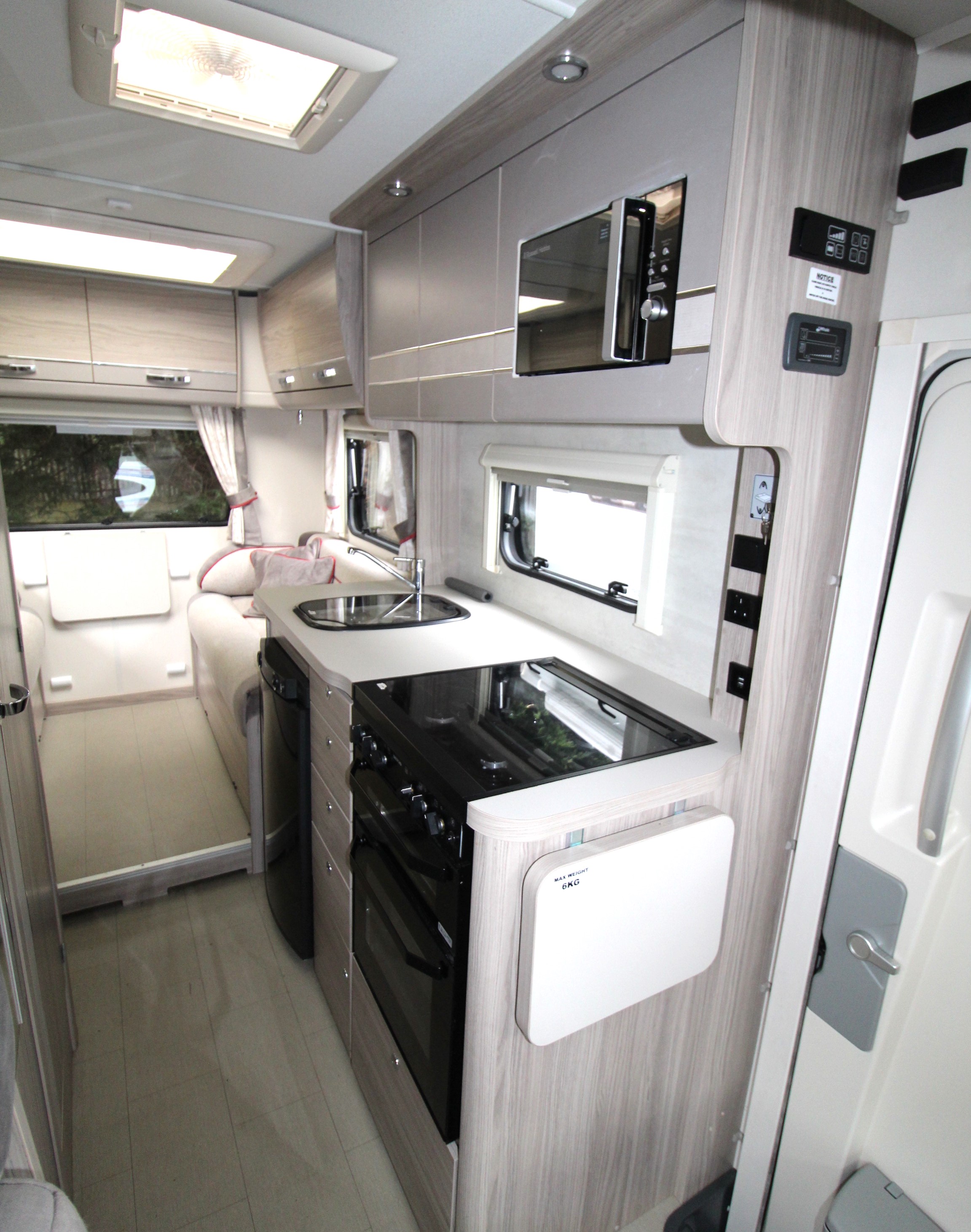 ELDDIS MAJESTIC 196