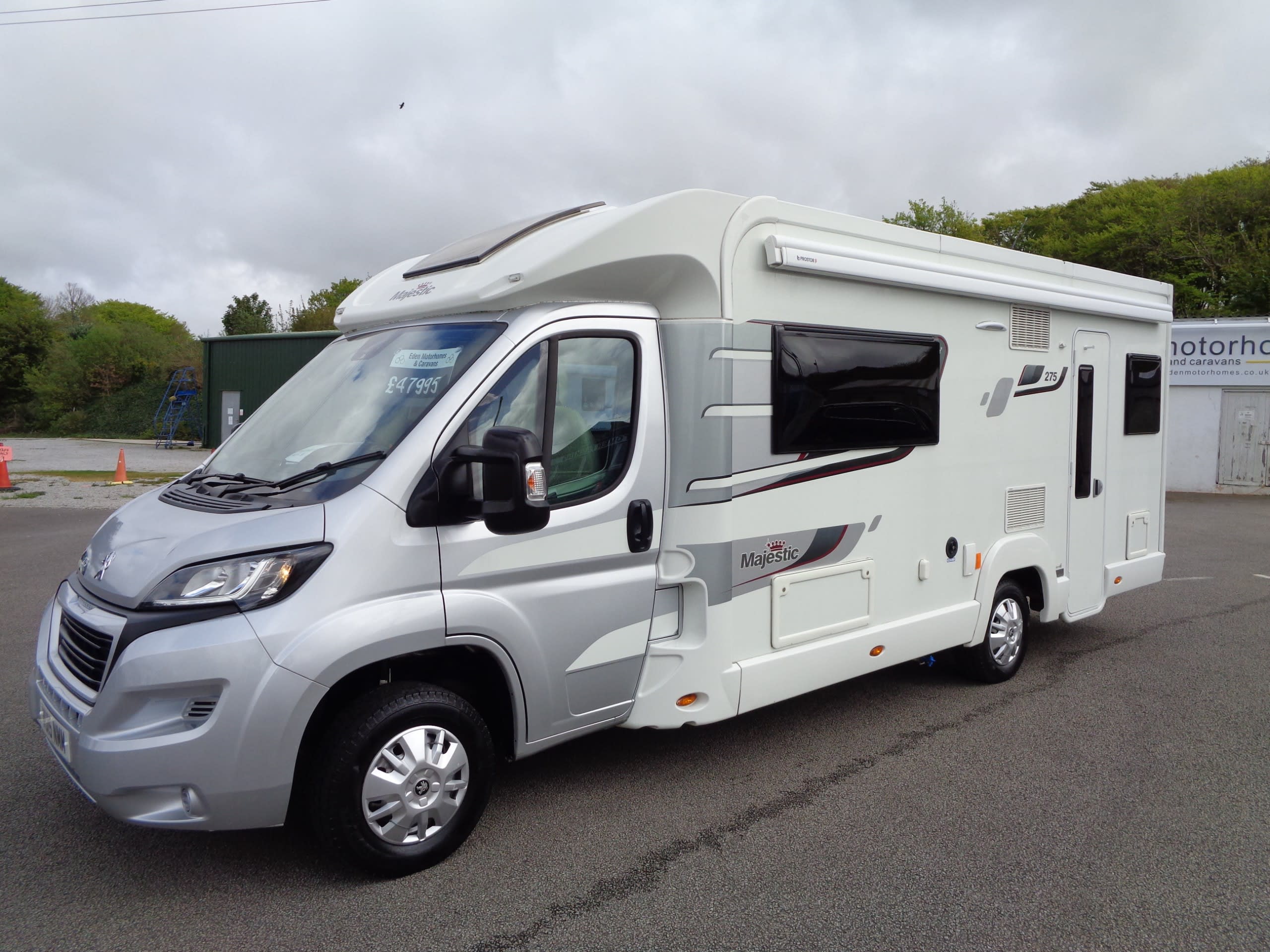 ELDDIS MAJESTIC 275