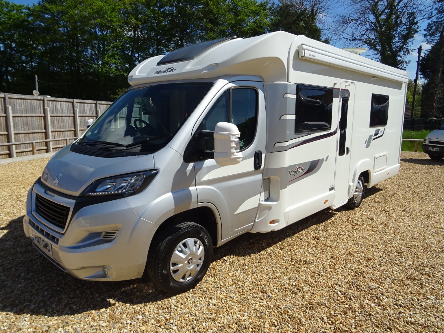 ELDDIS MAJESTIC 120
