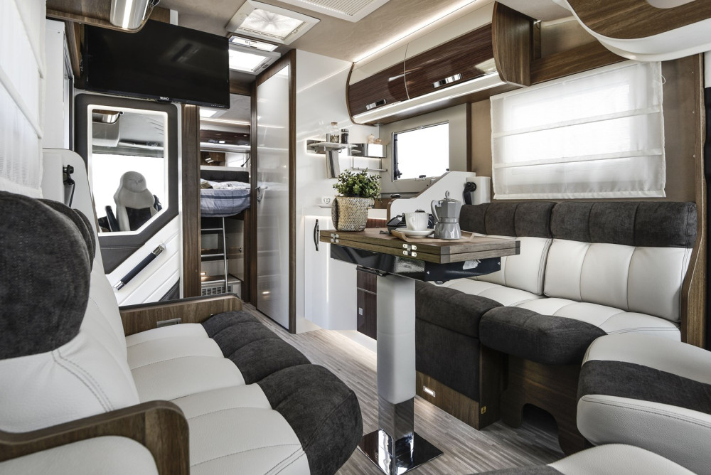 MOBILVETTA K-YACHT T-LINE 59/2