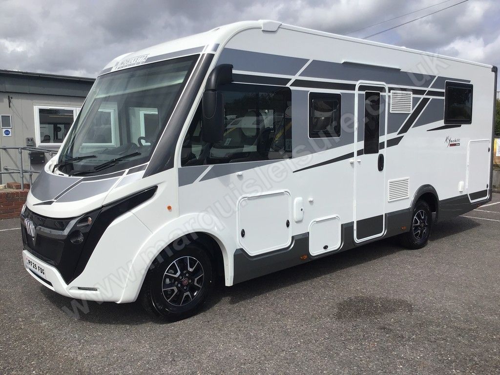 MOBILVETTA K-YACHT T-LINE 90/2