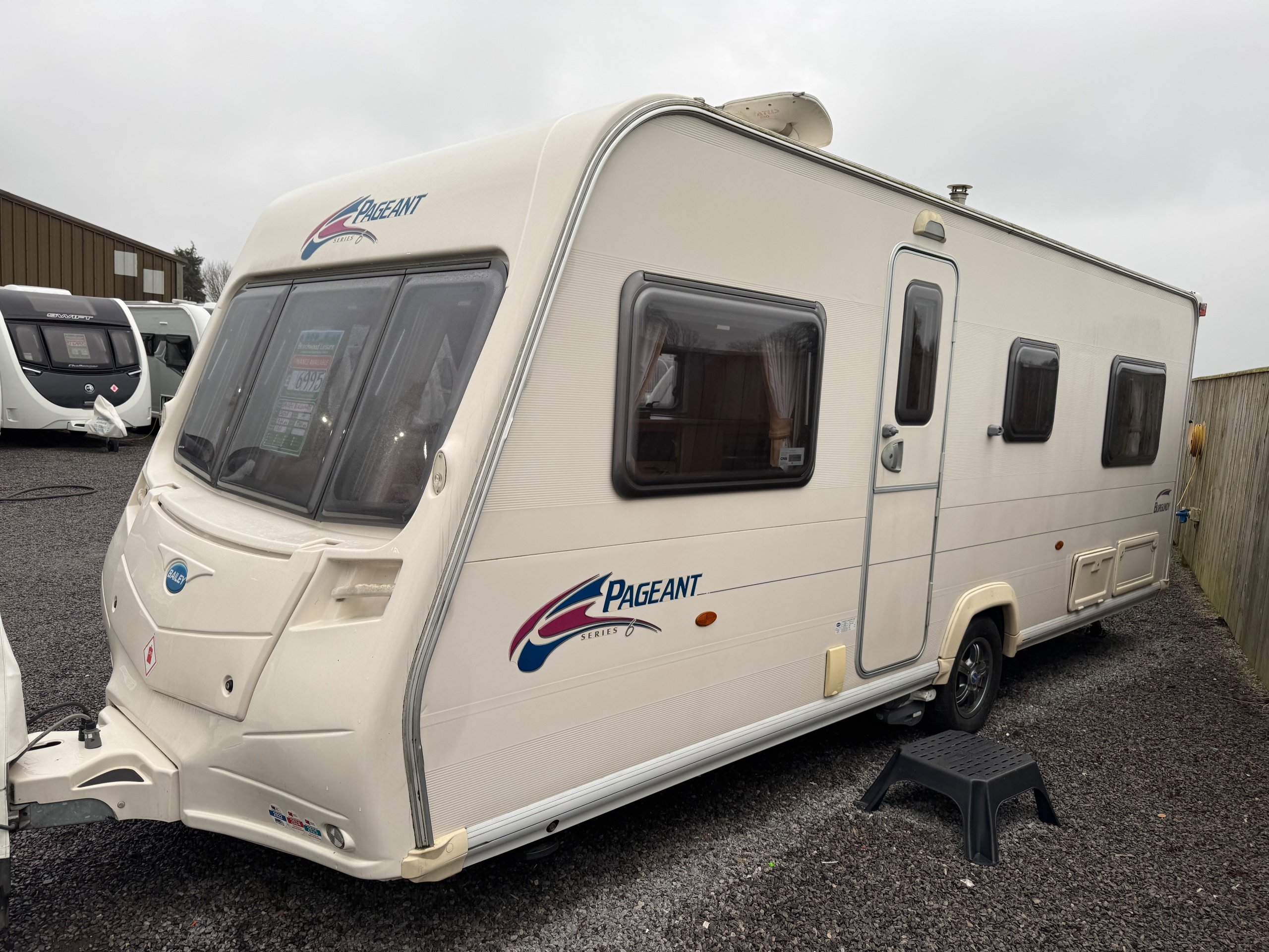 Bailey Pageant Series 6 Burgundy