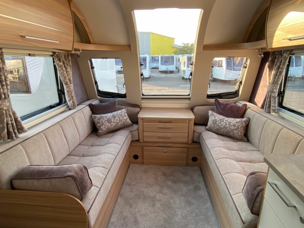Bailey Pegasus Grande Gt75 Portofino