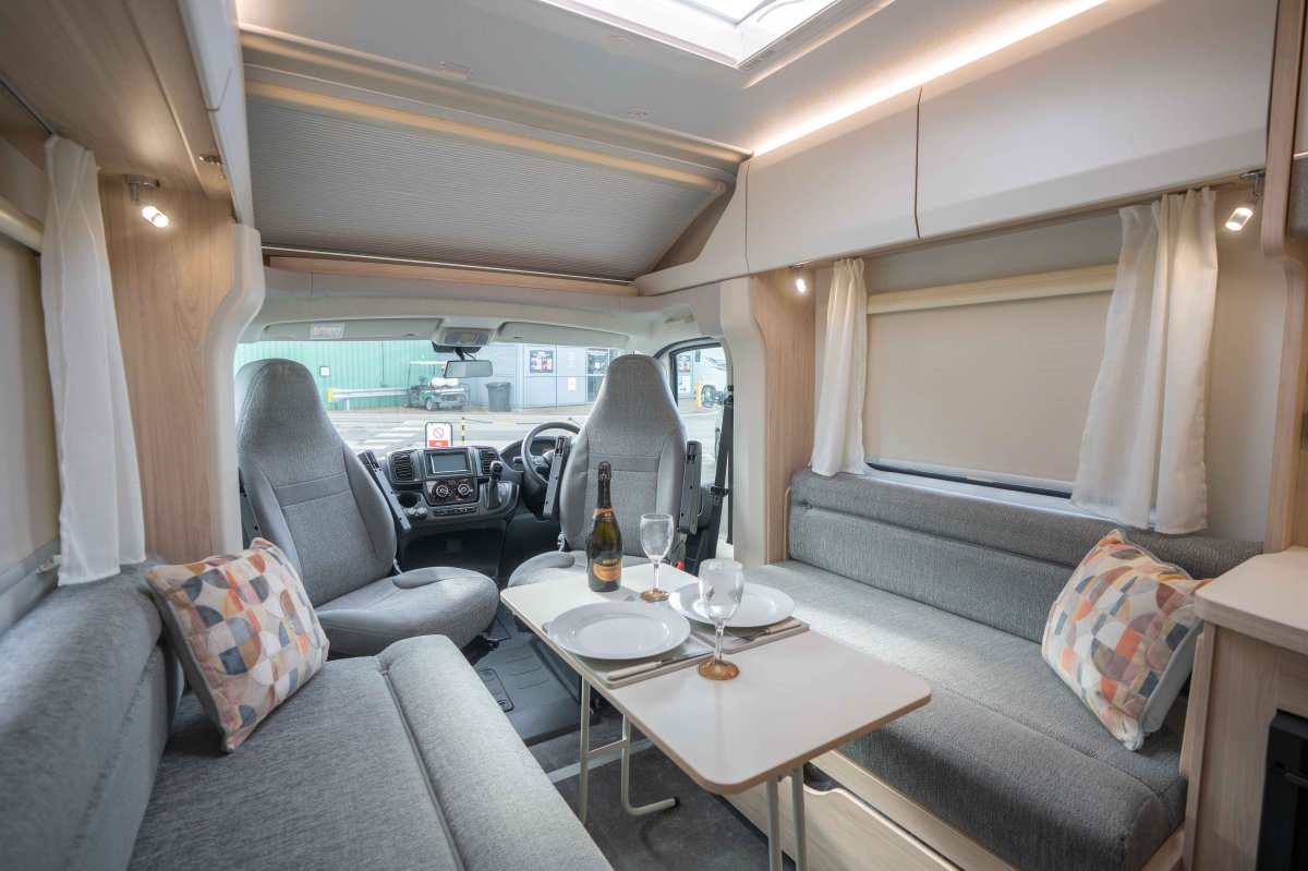 Elddis Evolution 155 140BHP Auto