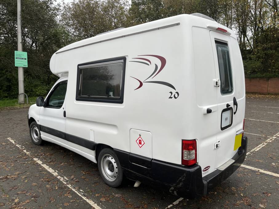 Romahome R20 Citroen Berlingo, 2 Berth, 4 belts, MOT, 12 Months Warranty, Habitation Service