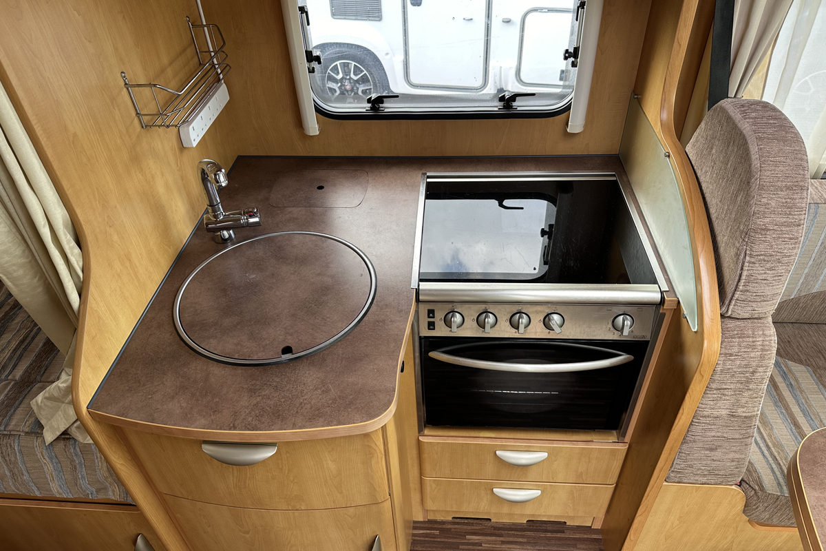 Pilote Reference Galaxy G 630 T Fiat Ducato, 4 Berth, 4 Belts, Fixed Bed, MOT, 12 Months Warranty, Habitation Check