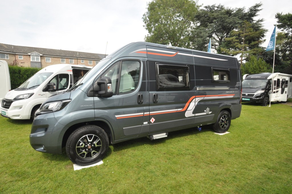 2019 Swift SELECT 122