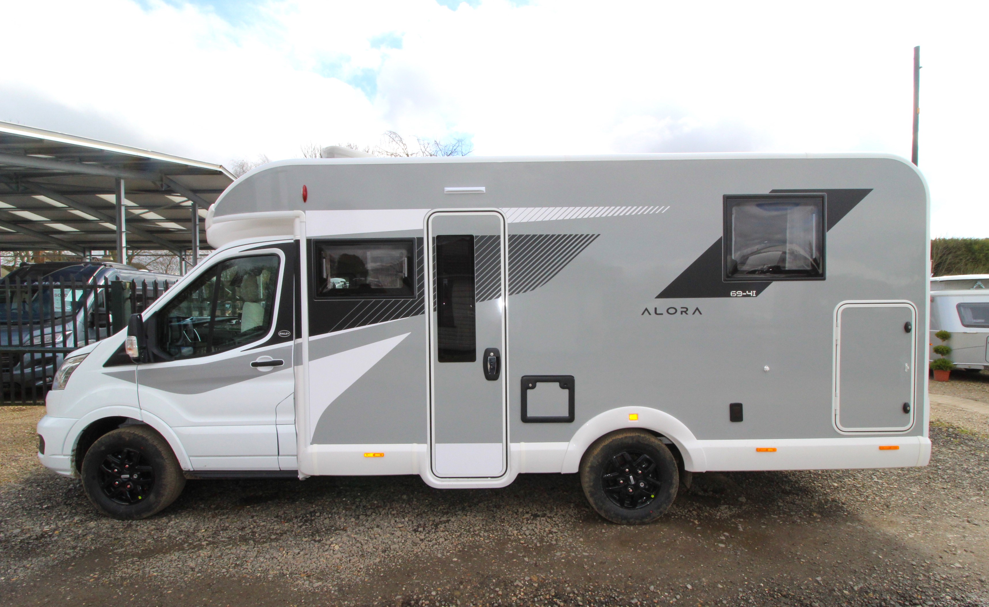 Bailey Alora 694I