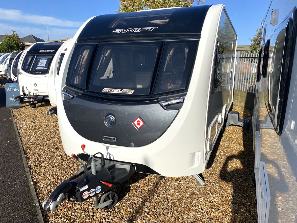 2020 Swift Eccles 480 Two Berth Caravan with End Washroom