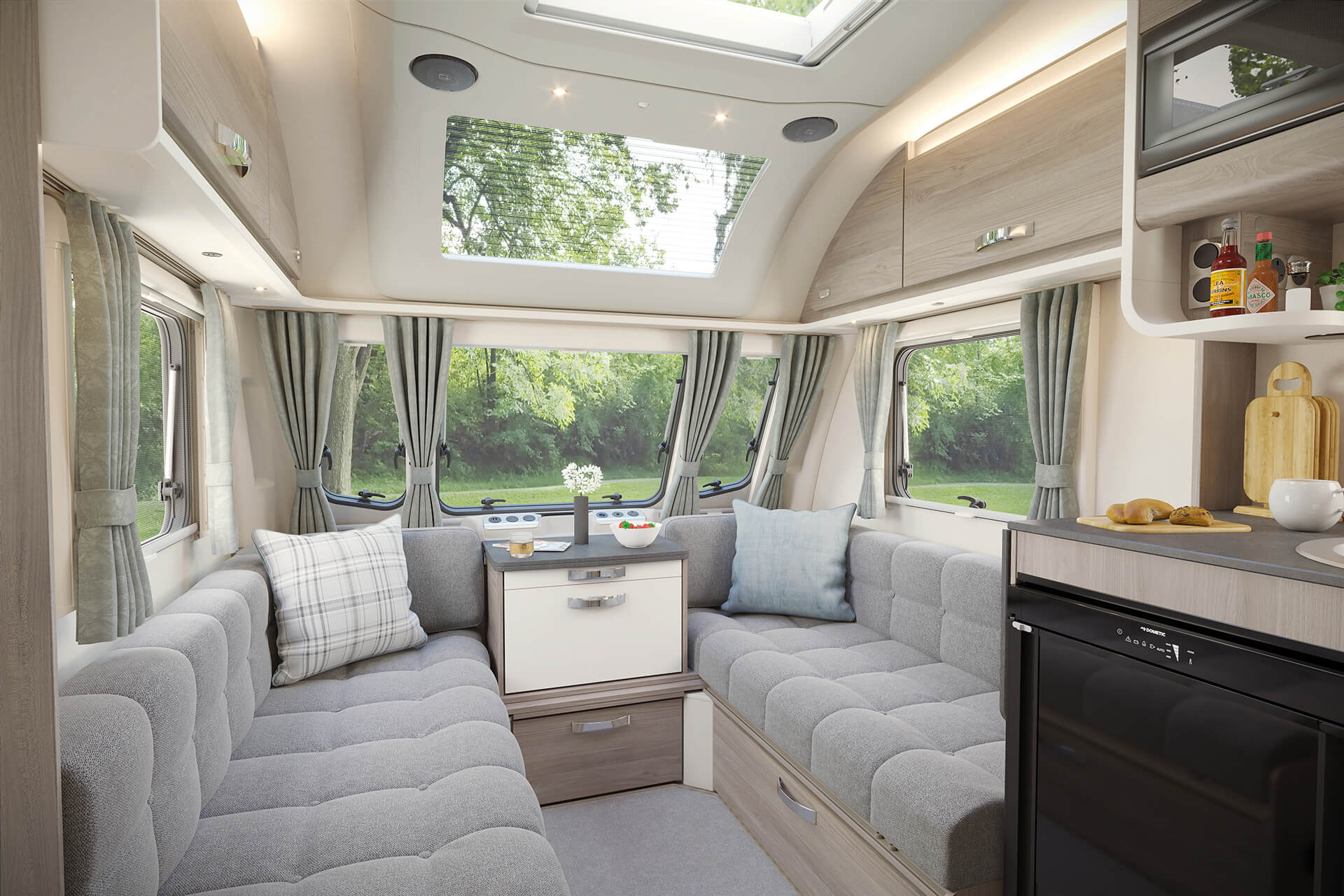 Swift Sprite Major 4 SB 2025 New 4 Berth Fixed Bed Caravan