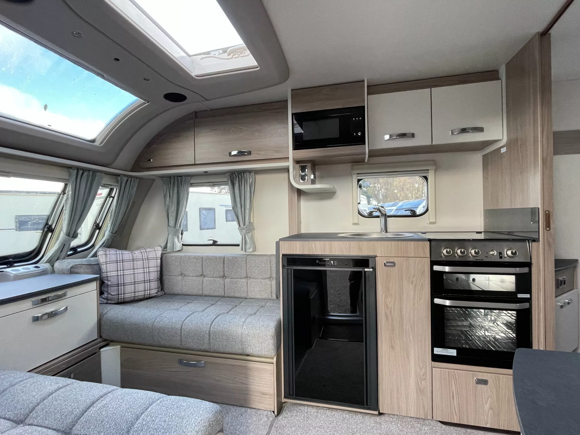Swift Sprite Major 4SB – 2022 Caravan