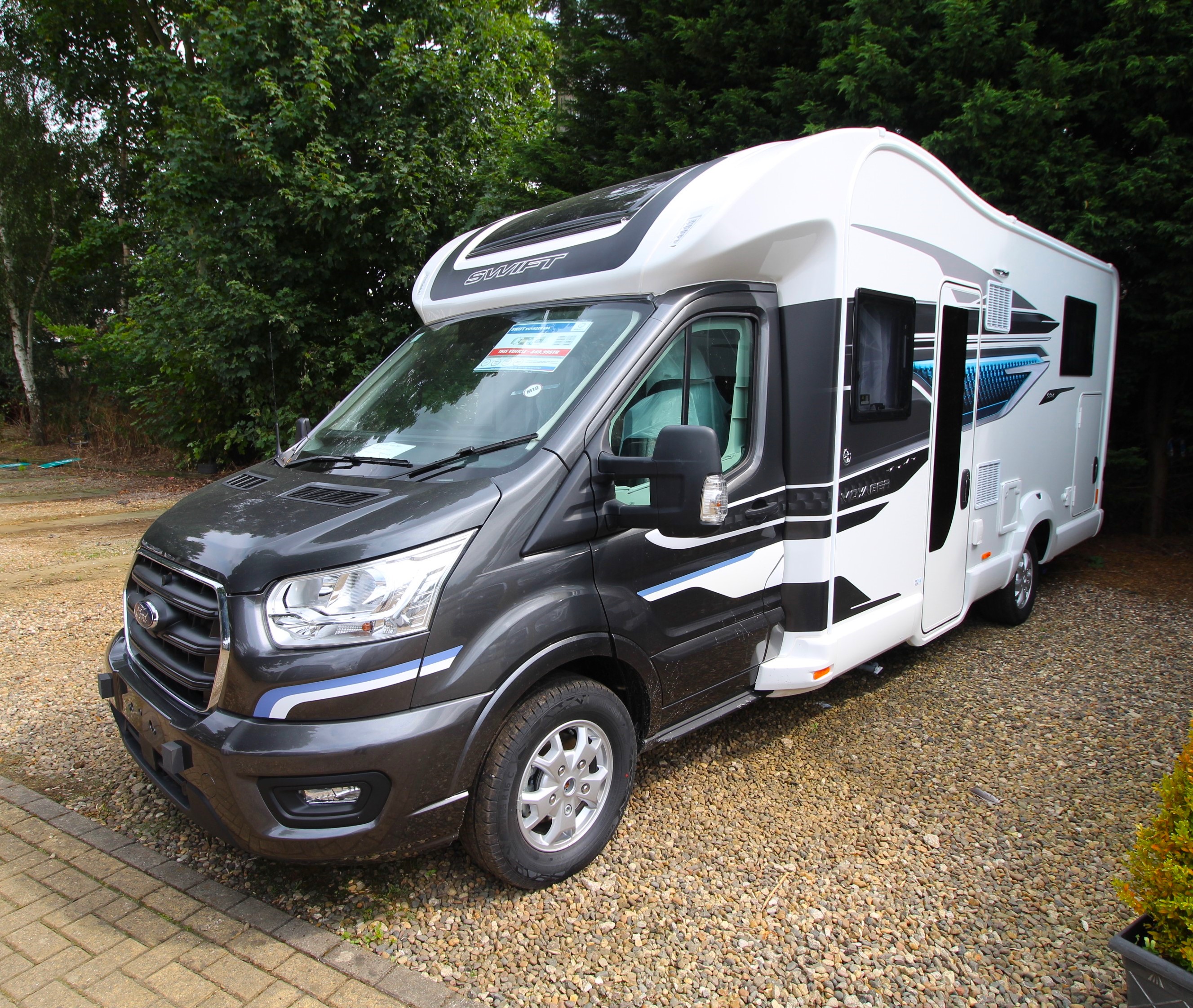 Ford Swift Voyager 594 (2024) 4-Berth Motorhome with 130BHP Manual Engine