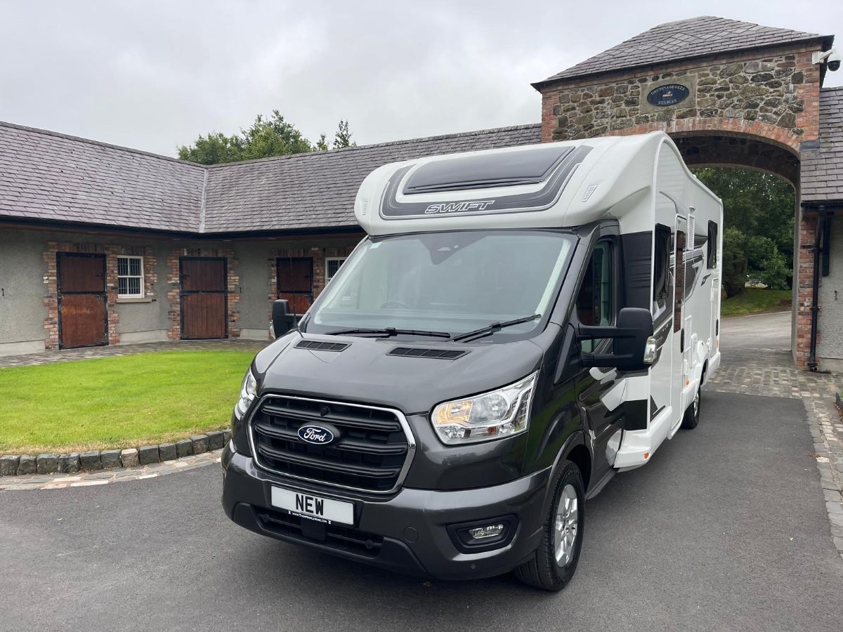 Swift Voyager 594