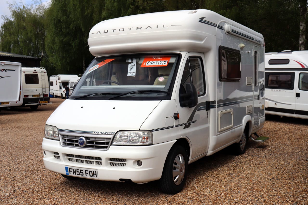 Auto-Trail Tracker Ek