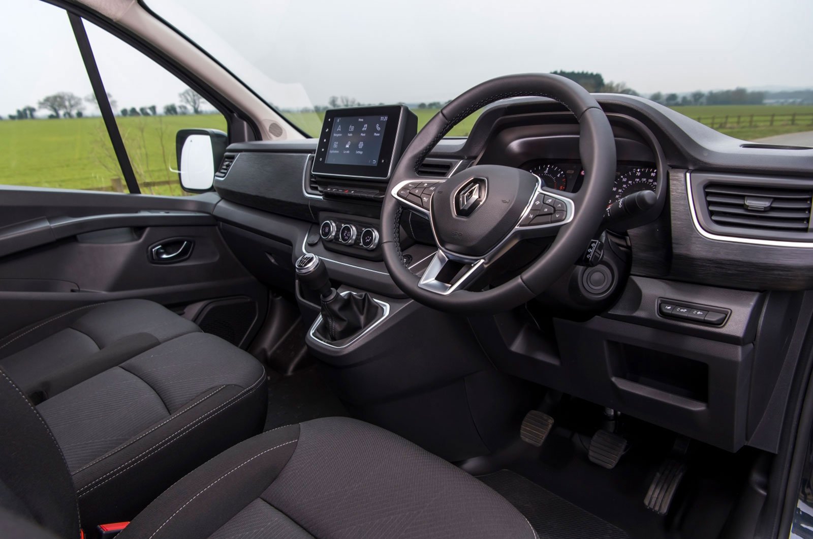 Renault Trafic SWB