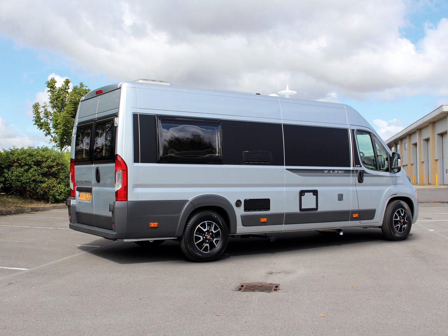 Auto-Trail V Line 635 Se