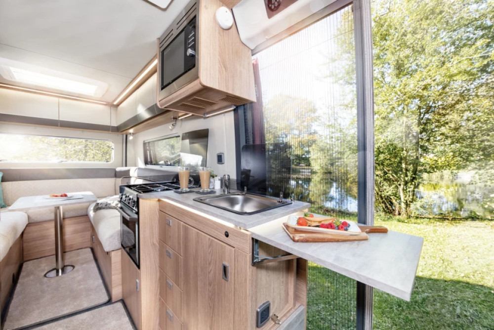 2026 Auto-Trail V-Line 636 Sport 140BHP Auto