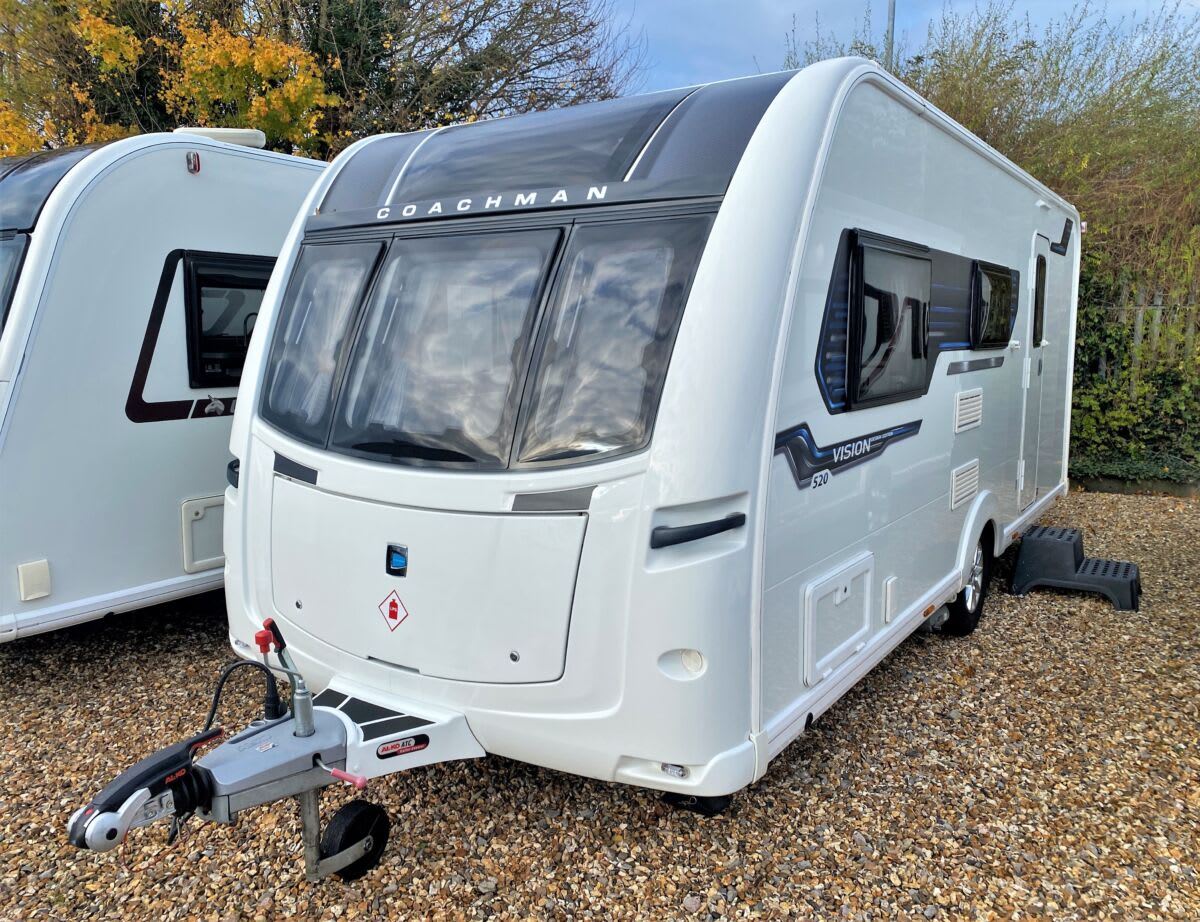Coachman Vision 520