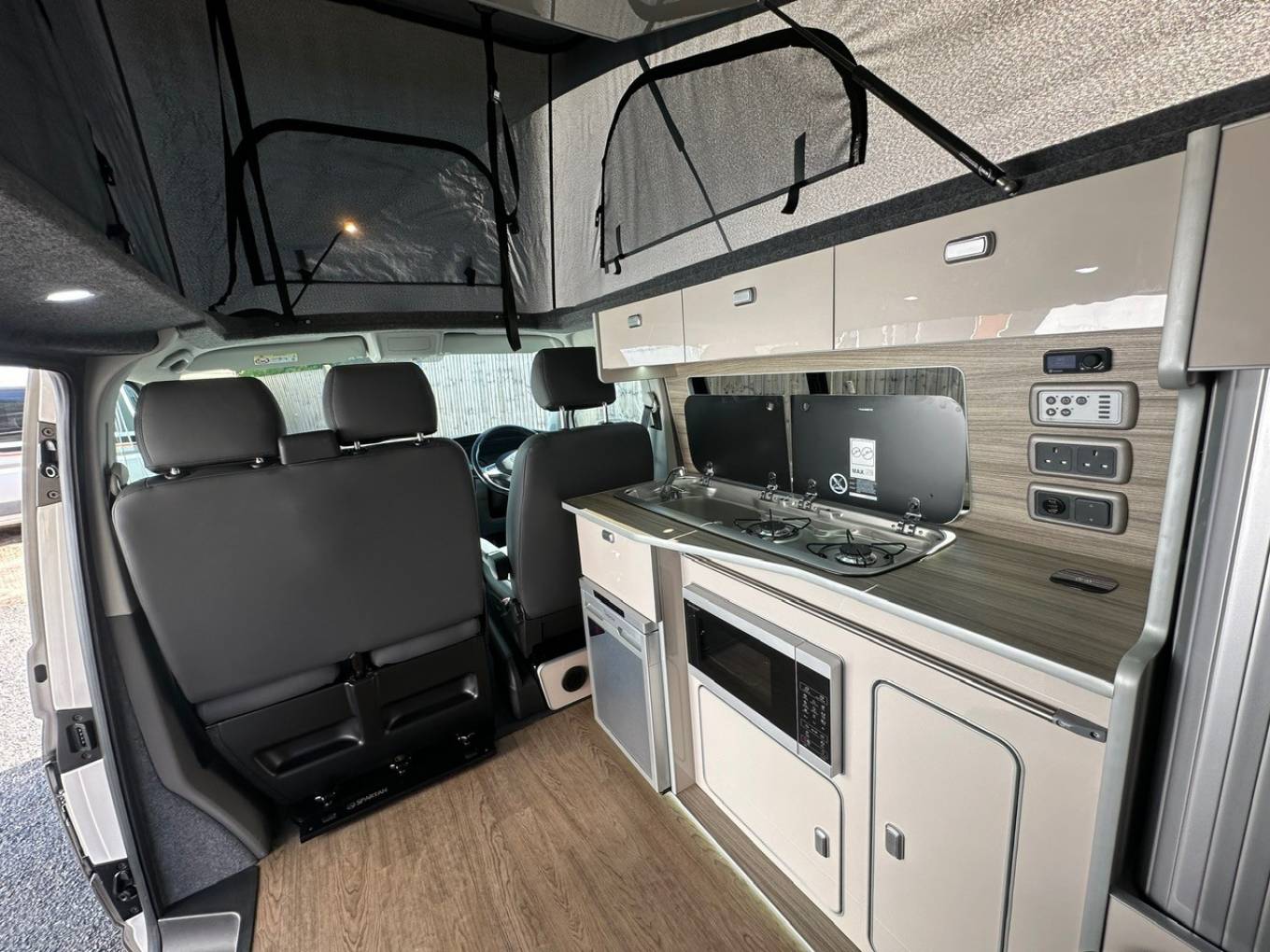 VOLKSWAGEN T6.1 SPARTAN