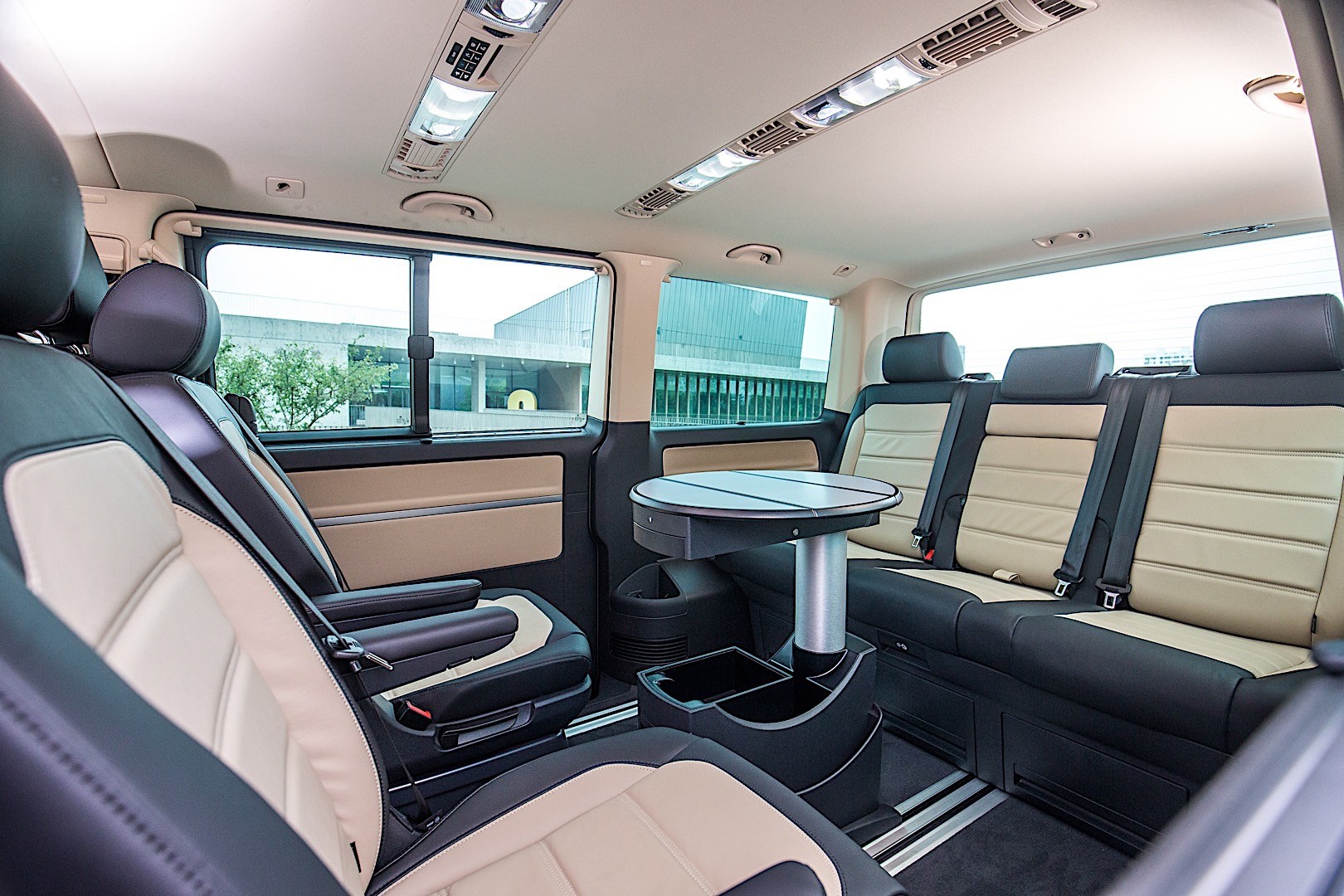 2017 Volkswagen Transporter