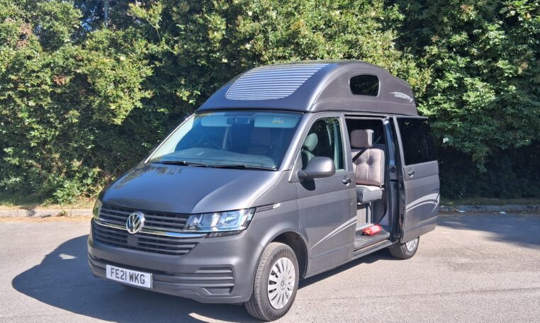Volkswagen T6.1 SWB