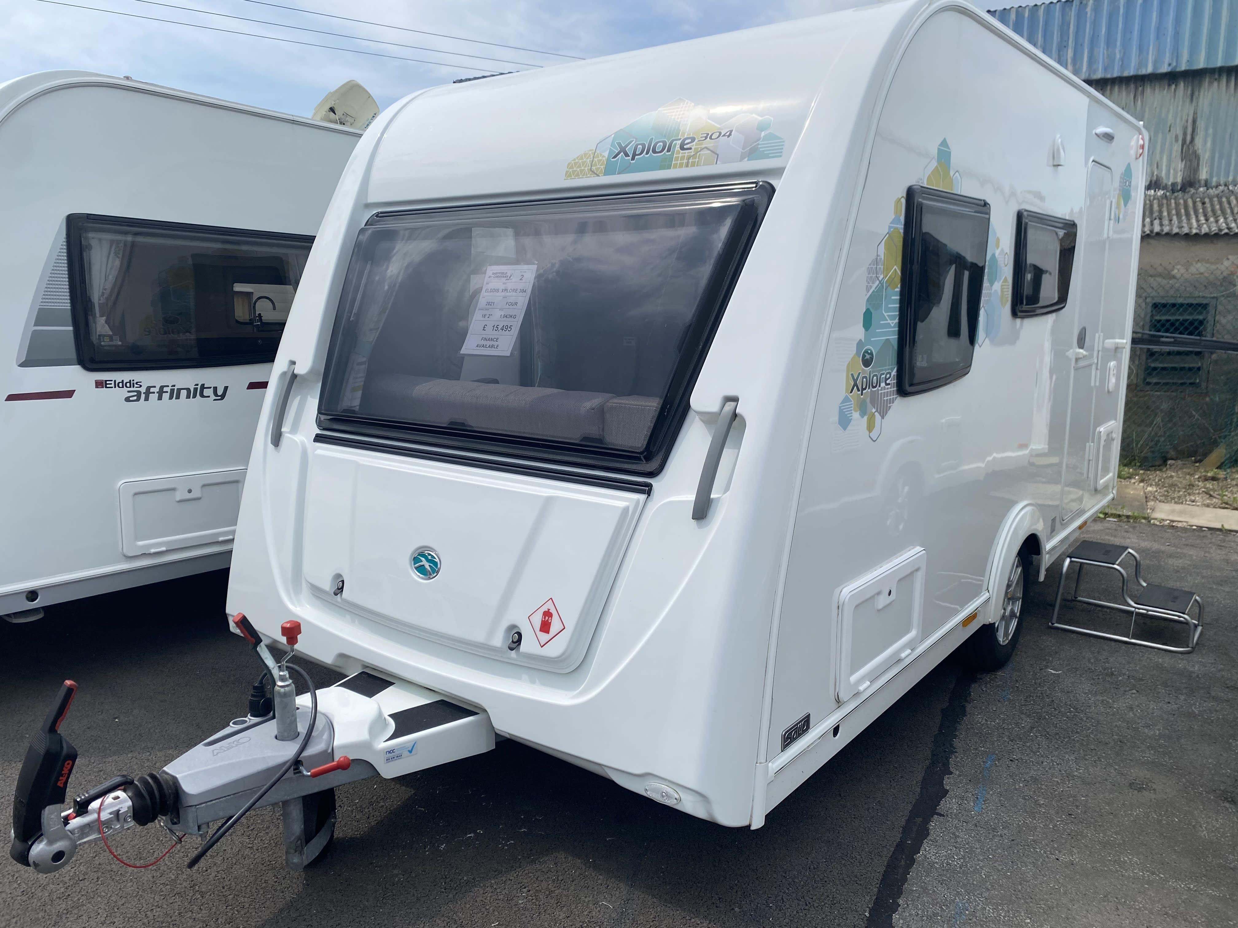 Elddis Xplore 304 / 4 BERTH