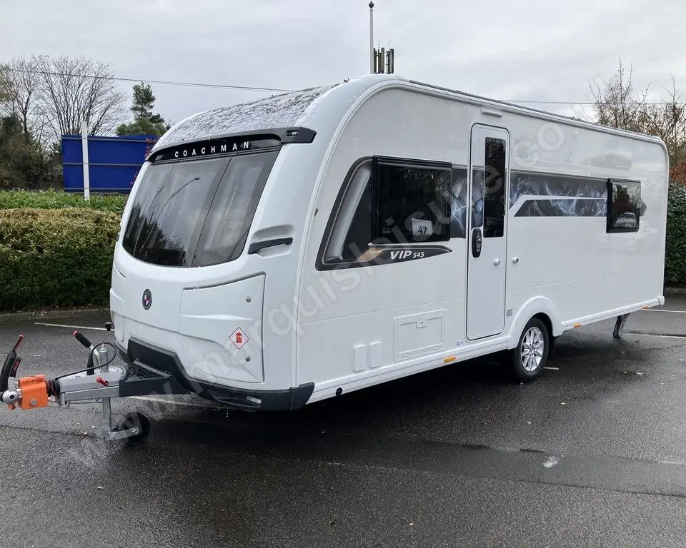 COACHMAN VIP 545 - Exterior - Front